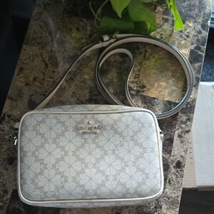 kate spade ♤ flower monogram crossbody- NWOT